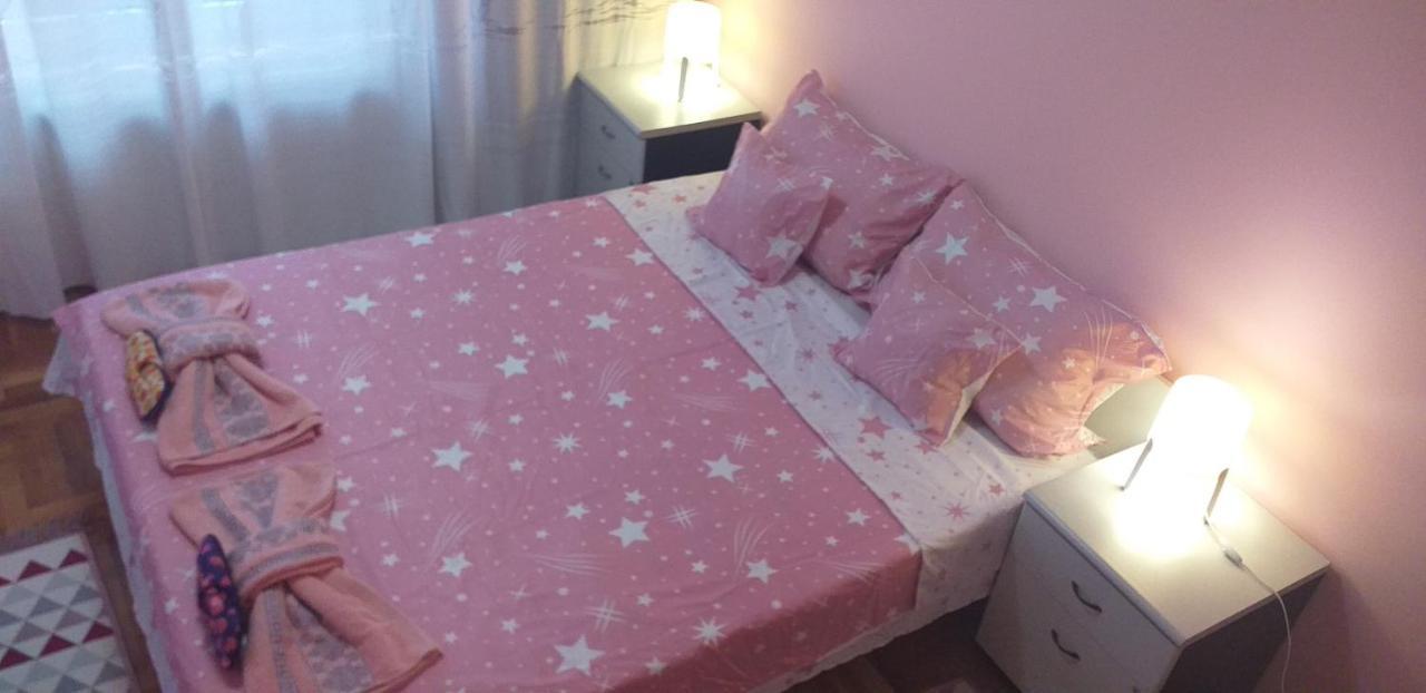 Apartment Gajic เบลเกรด ภายนอก รูปภาพ