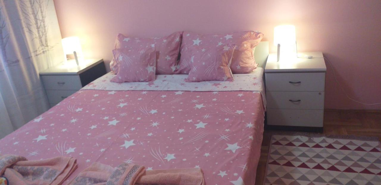 Apartment Gajic เบลเกรด ภายนอก รูปภาพ