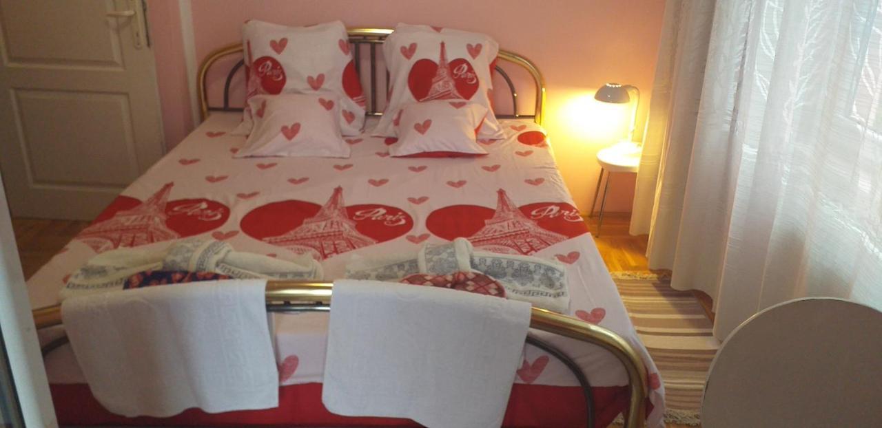 Apartment Gajic เบลเกรด ภายนอก รูปภาพ